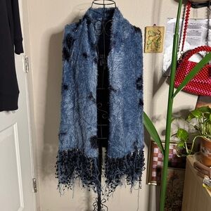Alberto Makali Fuzzy Fringed Vest XS